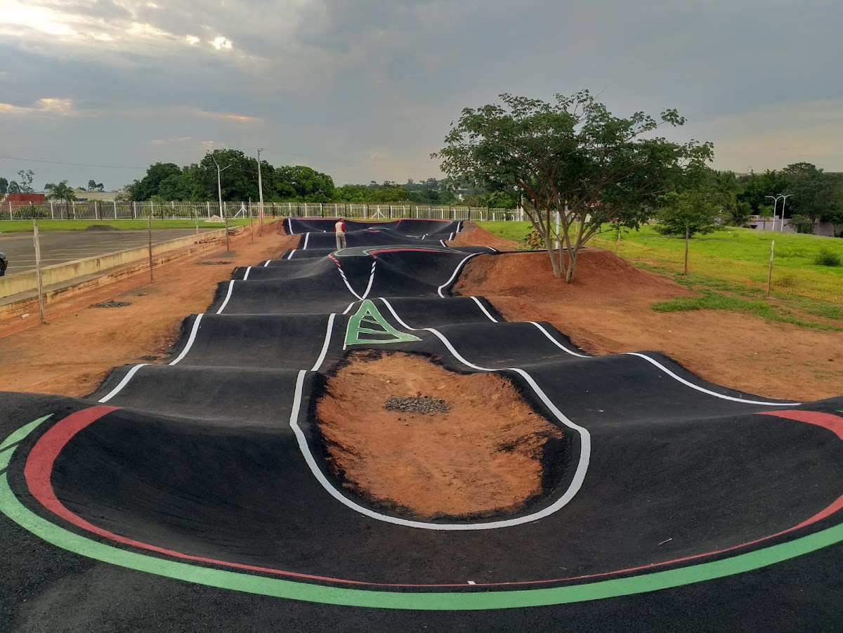 Pump Track Aguaí
