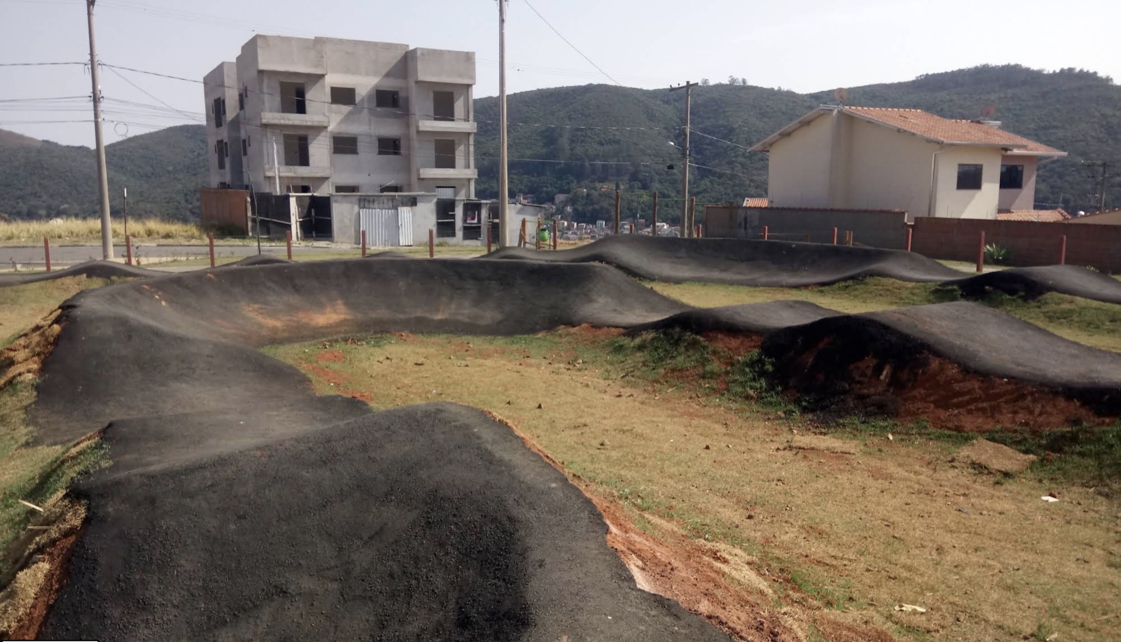 Pump Track Complexo de Lazer Monte Verde em Poços de Caldas/MG