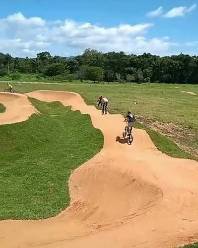 Pump Track Palhoça — foto 1