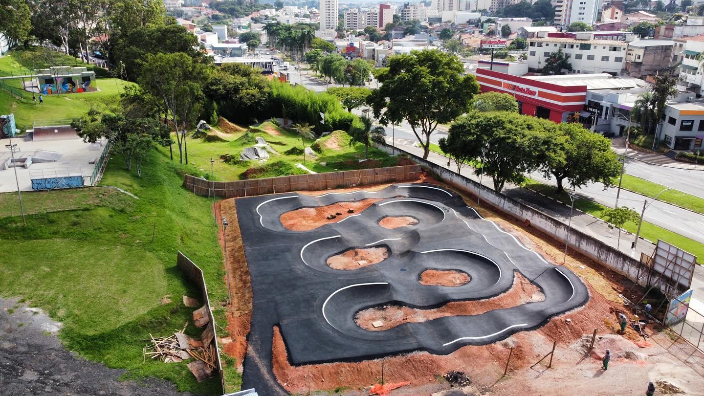 Pump Track Nilton César Cardoso — Parque Municipal Monsenhor Bruno Nardini em Valinhos/SP — foto 5