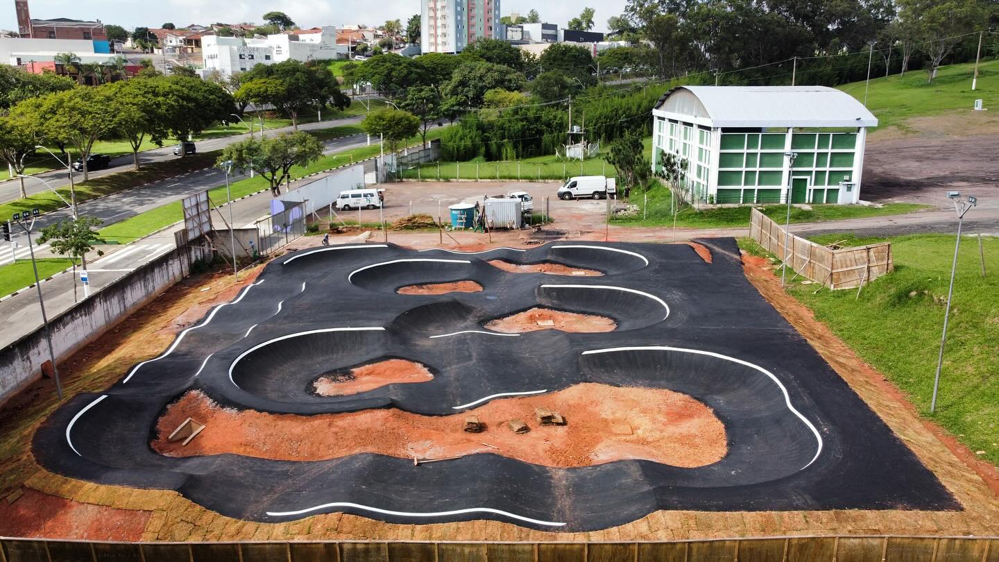 Pump Track Nilton César Cardoso — Parque Municipal Monsenhor Bruno Nardini em Valinhos/SP — foto 6