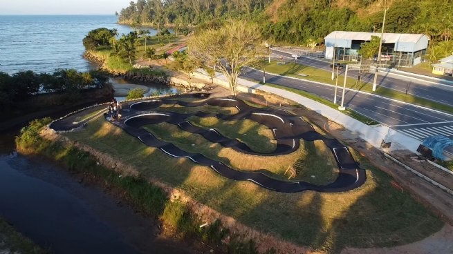 Pump Track Praia da Enseada São Sebastião em São Sebastião/SP — foto 2