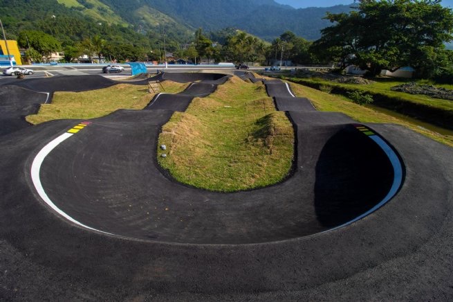 Pump Track Praia da Enseada São Sebastião em São Sebastião/SP — foto 3