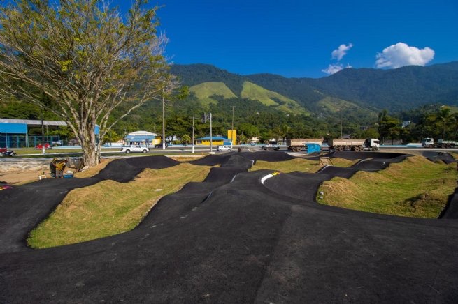 Pump Track Praia da Enseada São Sebastião em São Sebastião/SP — foto 4